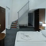 Hotell Bellevue Am Kurfuerstendamm 3*