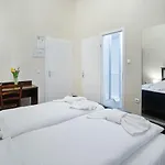 Hotell Bellevue Am Kurfuerstendamm 3*