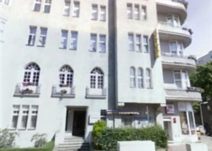 Hotell Bellevue Am Kurfuerstendamm 3*